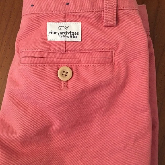 Vineyard Vines salmon colored slacks - Picture 5 of 5